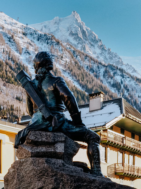 Statue of Michel Pacard in Chamonix (French Alps, Alpes françaises)