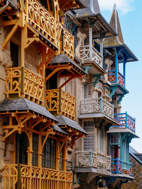 Bon Abri, Rigoletto and Hortensia villas