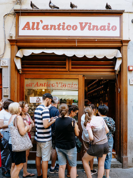 All'antico Vinaio - Always very busy!