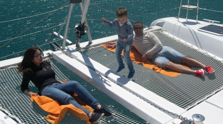 Familienspaß, Katamaran Mieten, Katamaran Yacht Charter, Katamaran Yacht Chartern, Katamaran Segelurlaub, Katamaran Mitsegeln, Katamatan Hochseesegeln, Katamaran Training, Katamaran Lagoon 42, Katamaran Familienurlaub, Katamaran Segeln