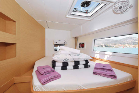 Katamaran, Lagoon 42, Katamaran Lagoon 42, Steuerbord Bugkabine, Charter, Segeltörn, Seemeilentörn, Segelurlaub, Familiensegeln, Katamarantraining, Skippertraining, Hochseesegeln, Charter Kanaren, Charter Kroatien