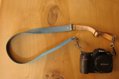 SHOULDER CAMERA STRAP