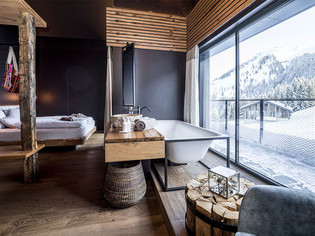 Hotel Neueröffnungen in Tirol 2021 - Kraftalm - Kitzbüheler Alpen, Wilder Kaiser, Brixental, ideal für den Traumurlaub in den Bergen, Wanderurlaub, Skiurlaub, Wellnessurlaub, Flitterwochen und Hochzeiten #mountainhideaways Foto: ©Defrancesco Photography