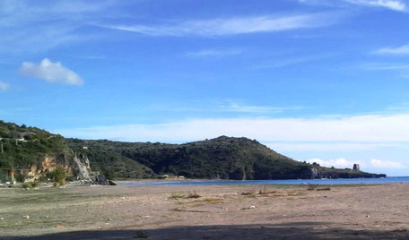 Spiaggia Lentiscelle dal porto