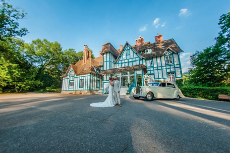 Elegant piano and vocal duo enhancing ceremonies and private events in Meaux.