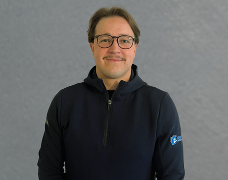 Nicolas Hasler, Projektleitung und Administration