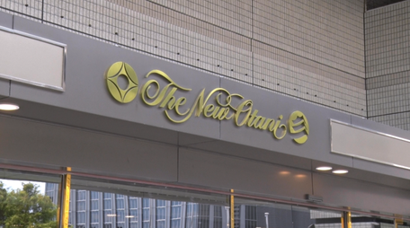 大阪、神戸、京都、結婚式の持ち込みカメラマン、外注カメラマンは結婚式moviesへお任せください。撮って出しエンドロール、記録ビデオ、写真撮影が40,000円から
