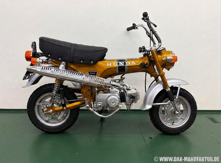 Honda Dax ST70