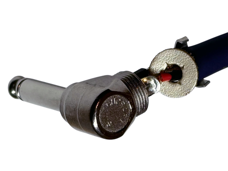 楽器ケーブル専用の制振アイテム