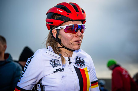 (C) Arne Mill/ Frontalvision - Archivbild: Judith Krahl bei der Cyclocross-EM