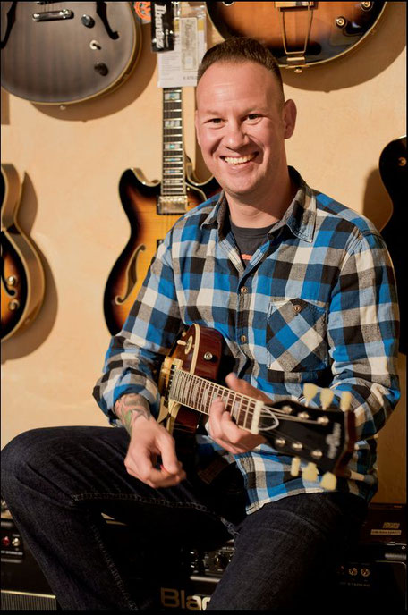 Dennis Kaluscha - Dein Gitarrenlehrer von der Guitarschool Hemmingen