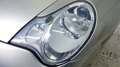 ９９６カレラ　ヘッドライトコーティング　埼玉所沢　東松山　川口　三郷　横浜