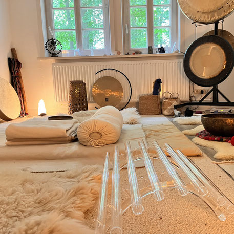 Sound Healing 1:1 Sessions mit verschiedenen Klanginstrumenten in Jesteburg Lüllau 