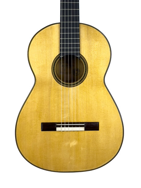 Guitare classique Guillermo Aguer