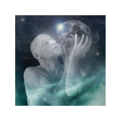Exponattitel: Get the Stars from the Sky - Exponatgröße: 40 x 40, ohne Rahmung - Art: digiART / Fotografie - Signatur: datiert, signiert - © by Pelz 2018