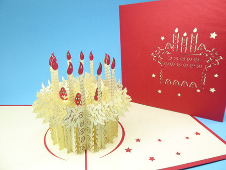 Carte pop-up gros gateau d'anniversaire avec bougie fraisier rouge et. ivoire