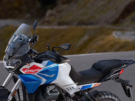 Moto Guzzi Stelvio - Duecento Tributo - Ansicht beheizbare Sitzbank