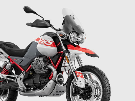 Moto Guzzi V85 TT - Detail - Ansicht Handprotektoren mit LED Scheinwerfer