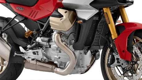 Moto Guzzi V100 Mandello S - Detail - Ansicht Motorblock rechte Seite 