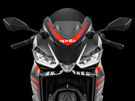 Aprilia RS 457 - Frontansicht - LED Scheinwerfer mit Verkleidung und Lenker