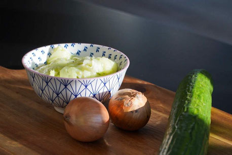 Frischer Gurkensalat | schnell gemacht & gesund