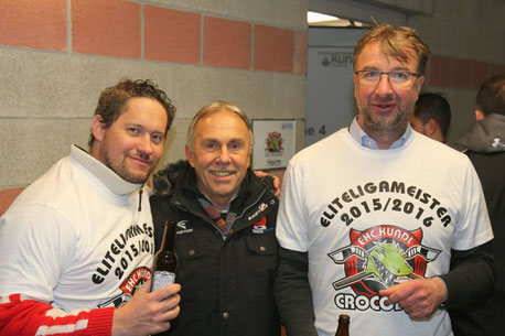 Jaro Betka (links) und Präsident Josef Unterer (rechts) bei der Meisterfeier 2016.