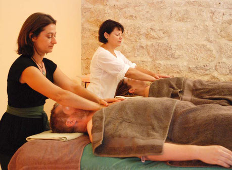 Massages bien-être à Tours avec Elise Jeanguiot - annuaire via energetica