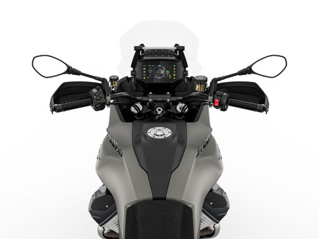 Moto Guzzi Stelvio - Detail - Fahrersicht auf Tank und Cockpit mit Lenker