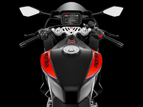 Aprilia RS 457 - Ansicht - Fahrersicht auf Cockpit, Lenker und Tank