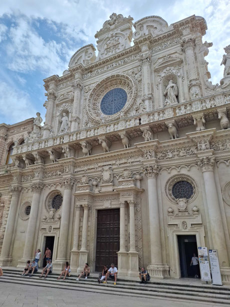 Les Pouilles : Lecce, façade de la basilique de Santa Croce