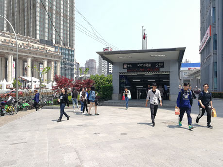 中国語学留学　華東師範大学（上海）　地下鉄「金沙江路駅」