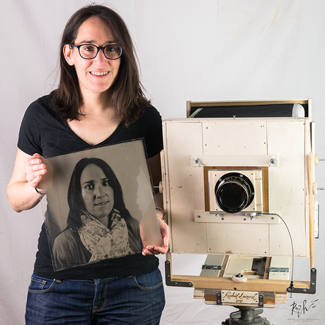 Portrait au collodion humide sur verre 30x30 cm réalisée par mes soins avec une chambre photographique de ma fabrication.