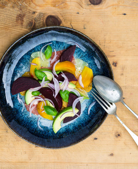 Kochstudio Bilou Baked Beetroot, Avocado & Citrus Salad