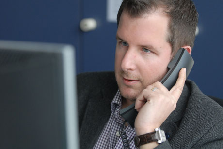 Maurice Velati SRF Büro Telefon