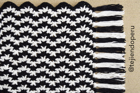 Punto para colchas tejido a crochet: V en zigzag