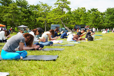 滋賀県大津市 湖上マーケット FUNE YOGA フネヨガ