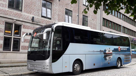 Busreisen: Anreise zu den Hurtigruten mit dem Bus von Singer reisen..