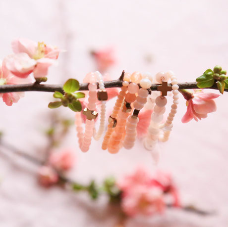 Photographe professionnelle bijoux photo artistique poétique fleurs