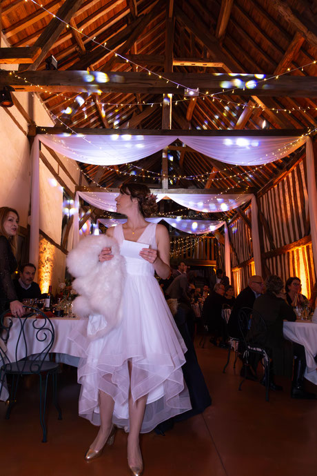 photo mariage Houlgate photographe Normandie le champ Delaunay mariée robe Pronuptia mariage haut de gamme élégant romantique bohème chic