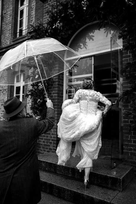 photo mariage Houlgate photographe Normandie mariée robe Pronuptia bouquet fleurs mariage haut de gamme élégant romantique bohème chic
