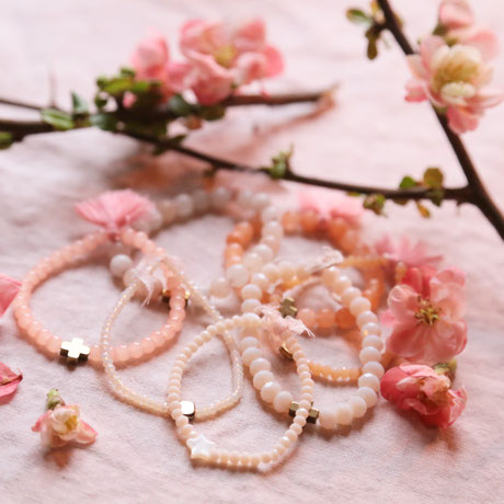 Photographe professionnelle bijoux photo artistique poétique fleurs