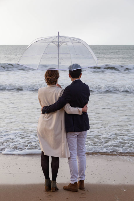 séance photo couple pré mariage plage houlgate normandie photographe