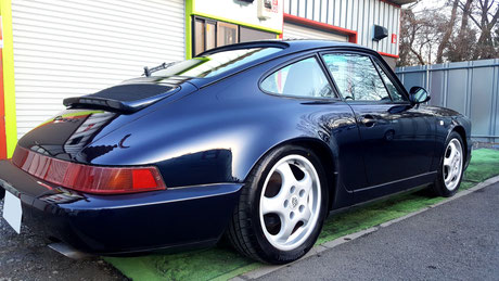 太陽光で光輝くミッドナイトブルーの９６４カレラ コーティングで美しくなりました