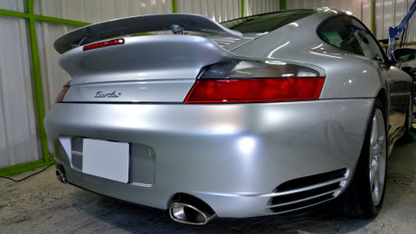 996ターボのコーティング施工 ポルシェの研磨・ガラスコーティング 埼玉所沢
