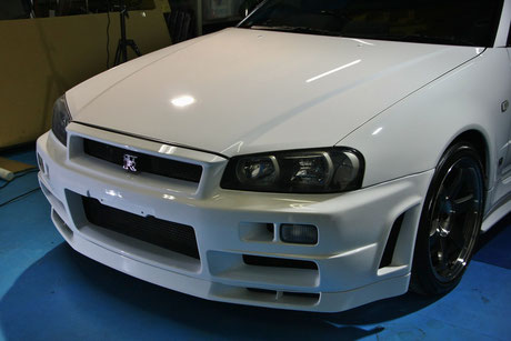 BNR34 鉄粉・黒ずみ・傷除去 | 埼玉 - 車磨き専門 アート