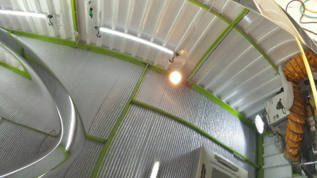 ＲＸ‐８の研磨後のボンネット中央 染みが除去さてれ艶改善 埼玉の車磨き専門店・アートディテール