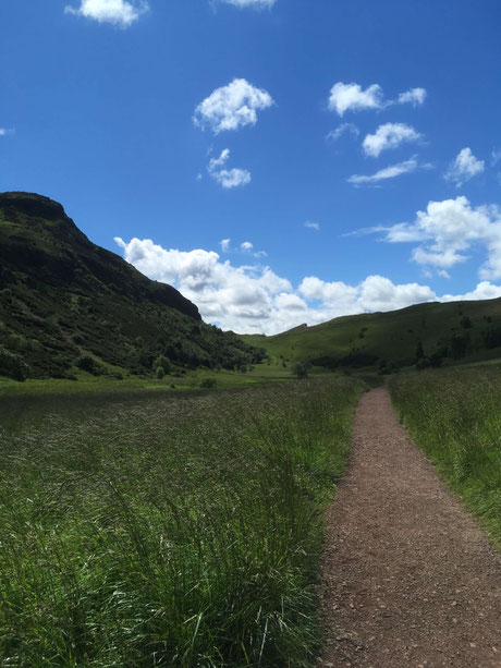 Arthur's Seat ist ganz schön steil...