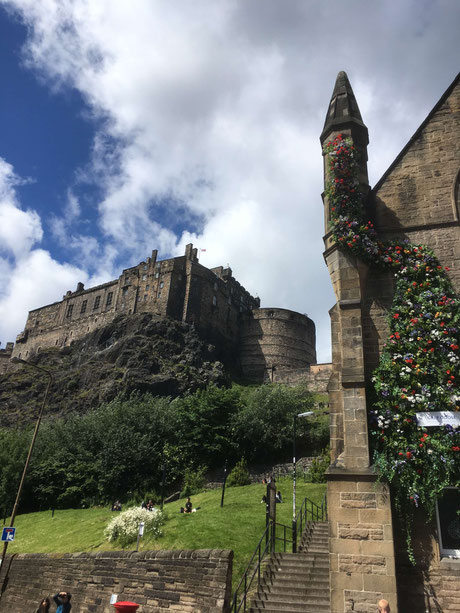 View towards Edinburgh Castle from Grassmarket