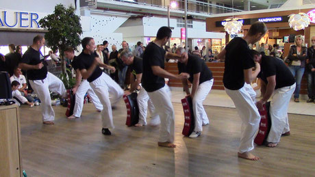 Demo Carrefour Chamnord 05-10-2013