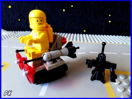 6807 Space Sledge with Astronaut and Robot